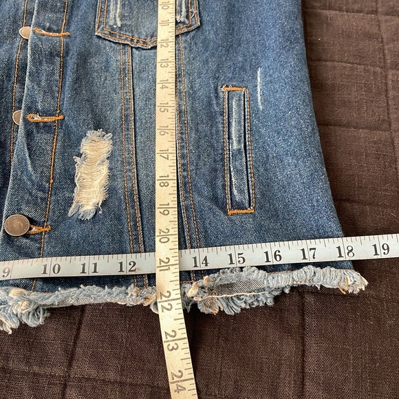 GY Distressed Denim Vest - Picture 15 of 15